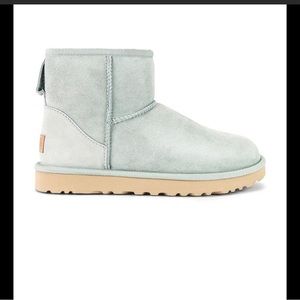 Sky Grey Ugg Mini II